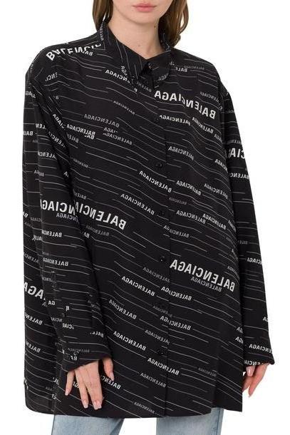 Balenciaga Oversized Shirt With Allover Logo in nero / bianco cover image